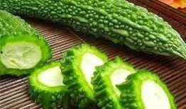 吃瓜居居,揭秘娱乐圈幕后故事，带你领略明星真实生活