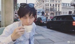 成毅在线吃瓜花絮,揭秘明星幕后趣事