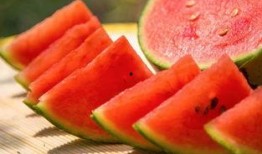 路雪吃瓜网,揭秘娱乐圈幕后故事，带你领略明星真实生活