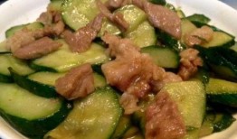 架瓜可以炒着吃吗,从藤蔓到餐桌的烹饪之旅