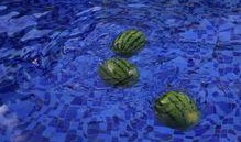 泳池吃瓜,夏日清凉一夏