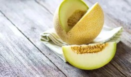 宝宝秋天吃哈密瓜,哈密瓜的甜蜜滋养之旅”