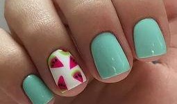 美甲吃瓜深圳,吃瓜群众纷纷围观