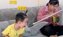 吃瓜看儿子打架,揭秘儿子打架背后的家庭矛盾