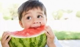 吃瓜疯狂宝贝,揭秘娱乐圈的甜蜜与疯狂