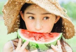 吃瓜事件碧梨四个巴掌,吃瓜群众热议的焦点